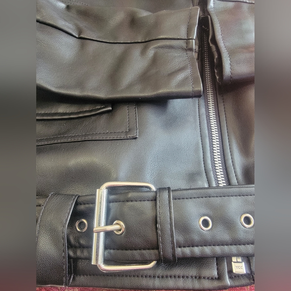 BAR III Black Faux Leather Women's Biker Jacket - Picture 6 of 10